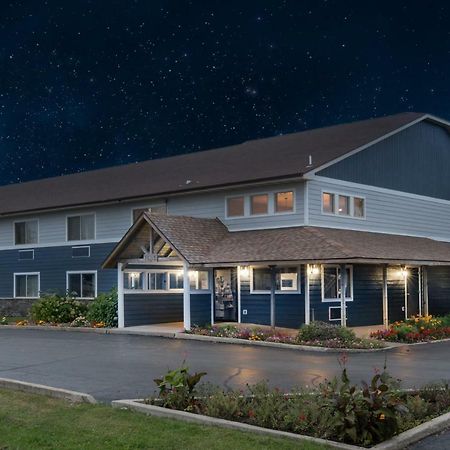 Northwoods Inn And Suites Ely Esterno foto