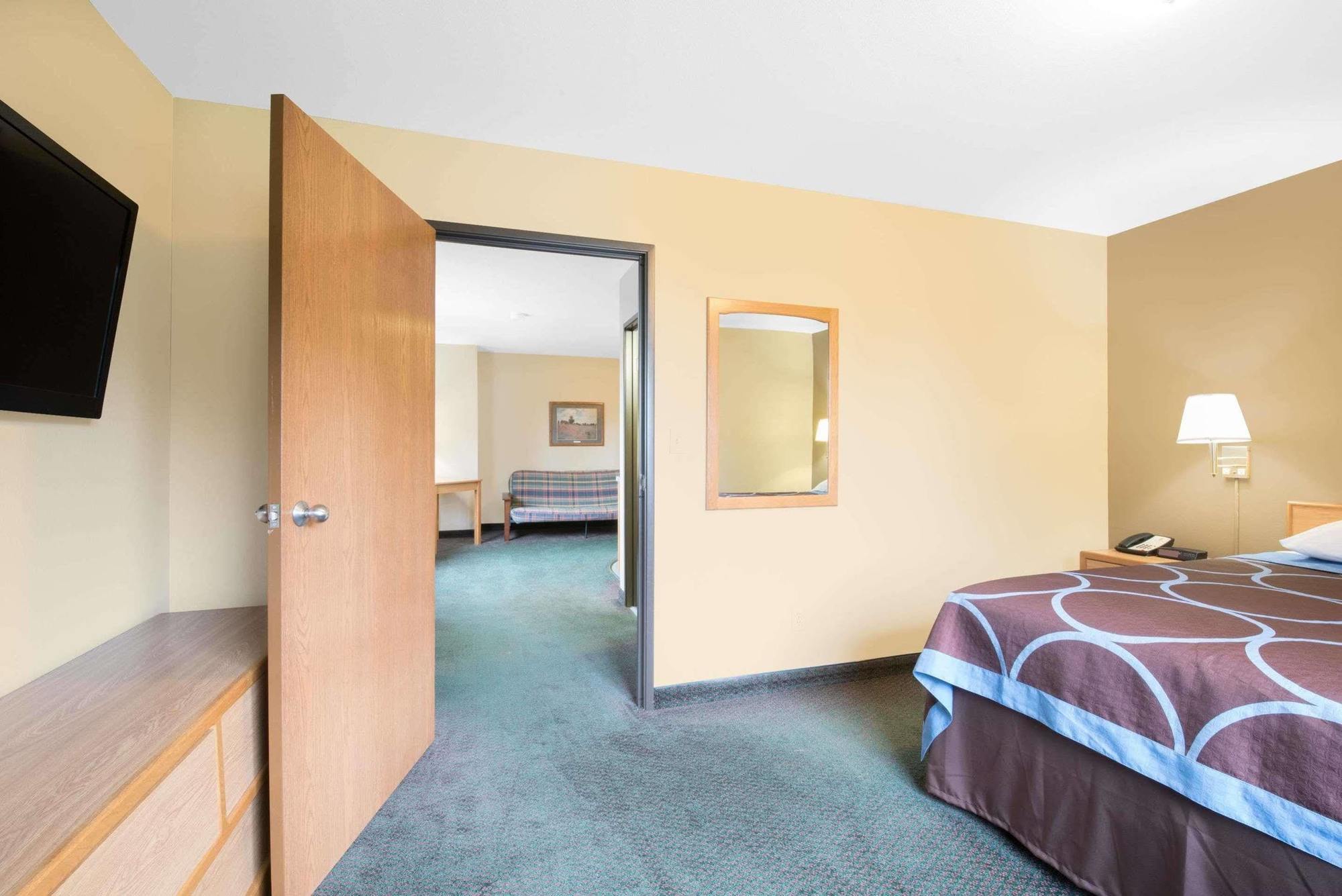 Northwoods Inn And Suites Ely Esterno foto