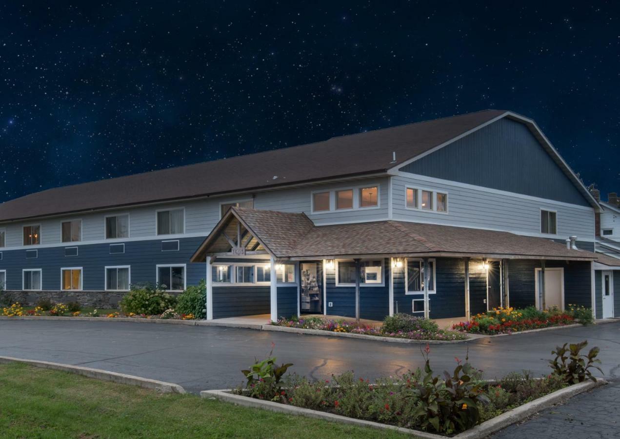 Northwoods Inn And Suites Ely Esterno foto